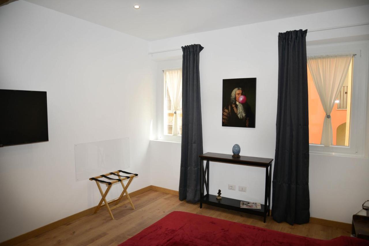 Fidia Palace Claudia'S Apartment Colosseo Rome Extérieur photo