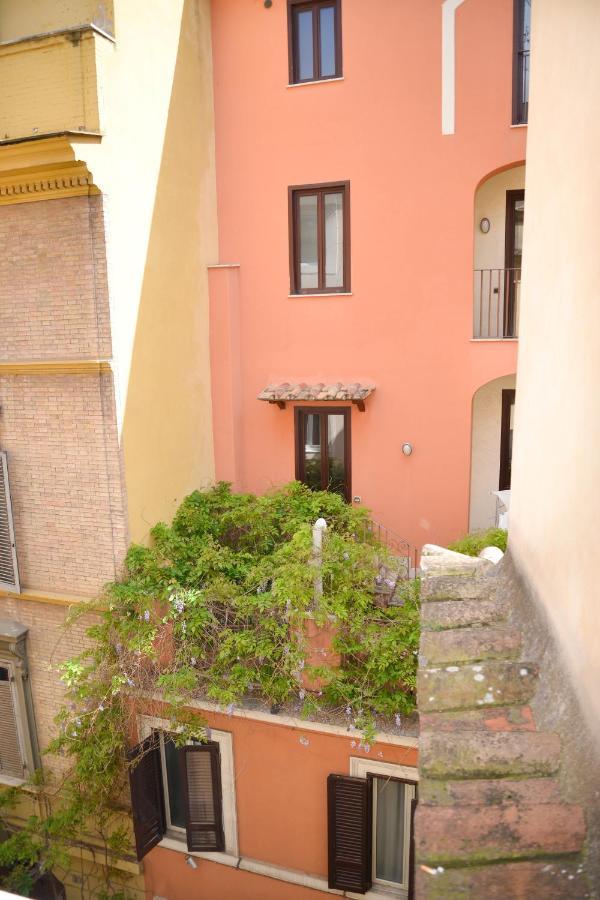Fidia Palace Claudia'S Apartment Colosseo Rome Extérieur photo